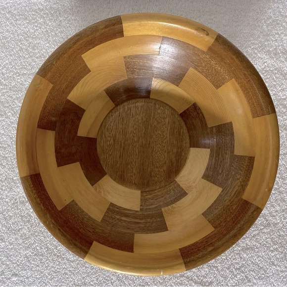 Handmade Medium Sized Segmented Wood Bowl - Picture 13 of 13